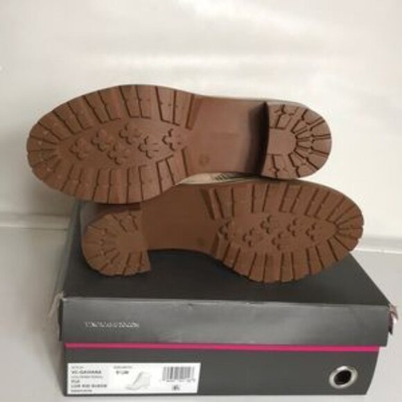 Vince Camuto Gaviana Leather Lace-Up Ankle Boots - Picture 9 of 9